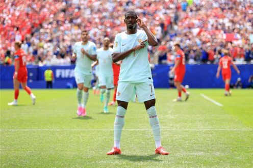 عثمان ديمبلي لاعب باريس سان جيرمان