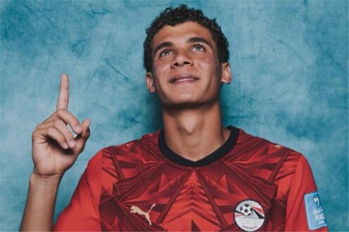 فيفا يشيد بحمزة عبد الكريم: نجم مصري صاعد في برشلونة