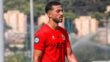 لاعب كرة القدم محمد عبد المنعم يرتدي قميص نيس