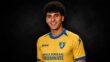 عمر فايد لاعب كرة قدم مصري يرتدي قميص فروزينوني