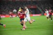 لاعبو باريس سان جيرمان يحتفلون بهدف التعادل المتأخر ضد ليل في الدوري الفرنسي