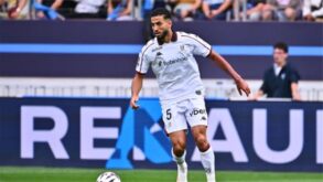 مدرب نيس: عبد المنعم لاعب مؤثر.. وهذا ما ينقصه للتألق الأوروبي